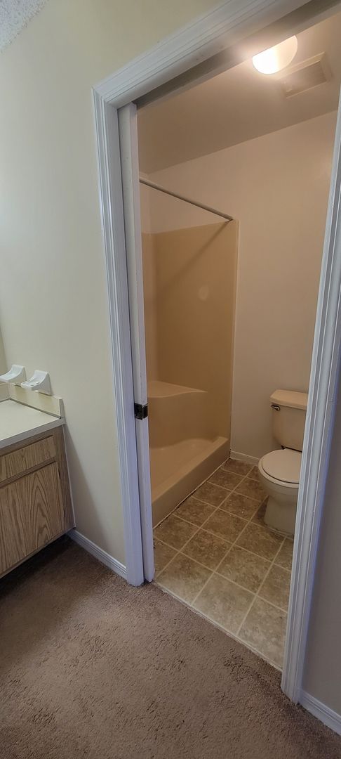 Building Photo - Two bedroom Two bath Condo