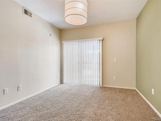 Building Photo - 3035 Blue Sky Cir