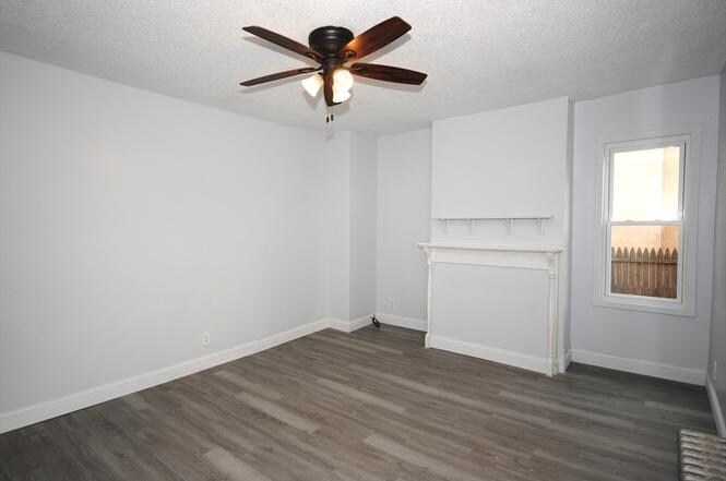 Building Photo - 72 Hall St