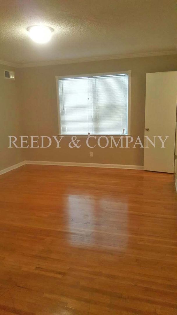 Building Photo - 5227 Marynelle St