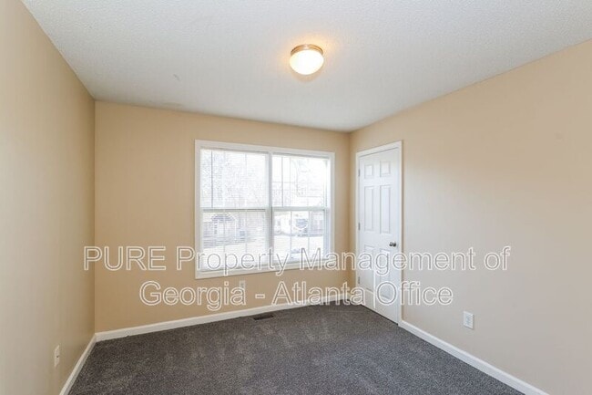 Building Photo - 145 Shady Ln