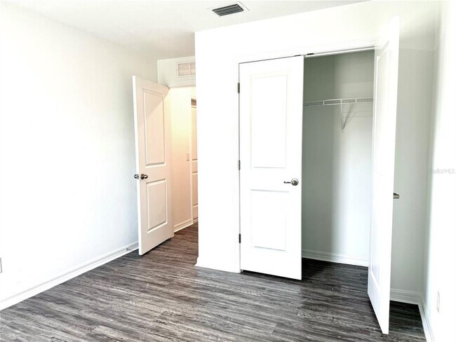 Building Photo - 4110 Targee Ave