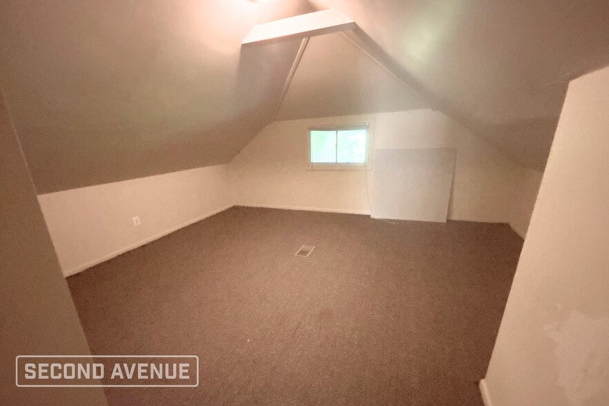 Building Photo - 11140 S Parnell Ave
