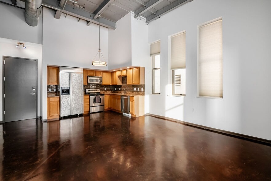 Building Photo - 110 N 3rd St