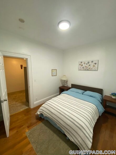 Building Photo - 161 Grandview Ave