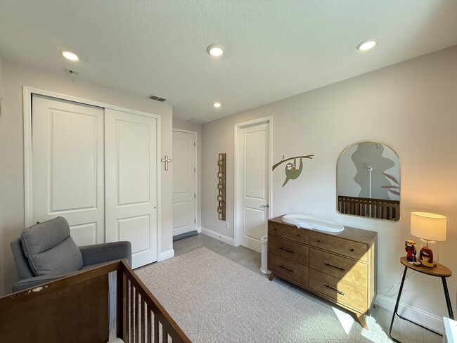 Building Photo - 76 Neighbor Ct