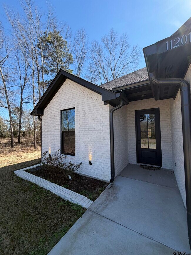 Building Photo - 11201 County Rd 166