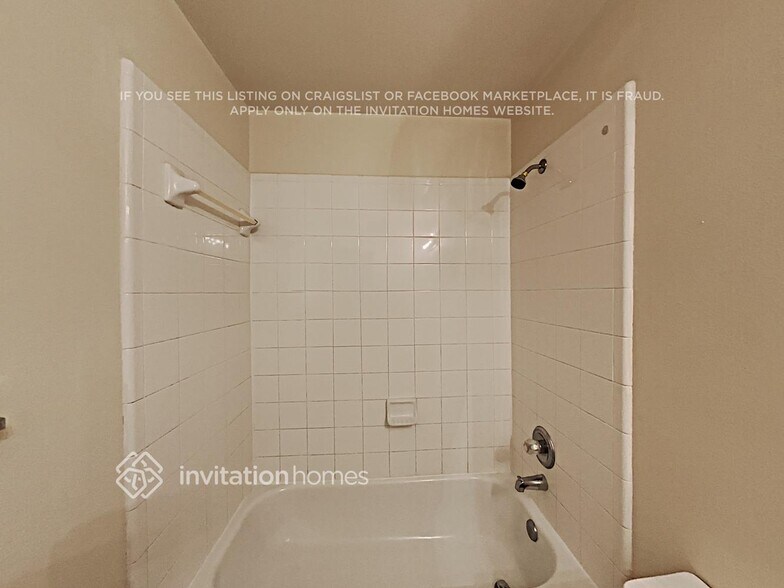 Building Photo - 9818 Golden Prairie Ln