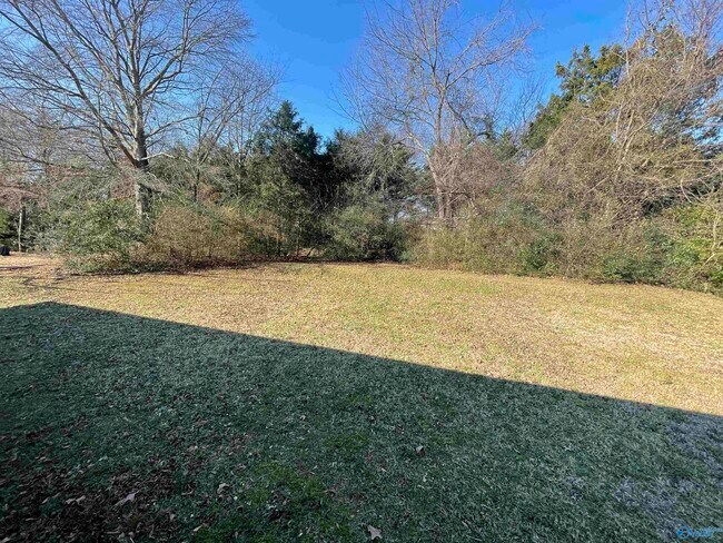 Building Photo - 100 Medicine Bend Ct
