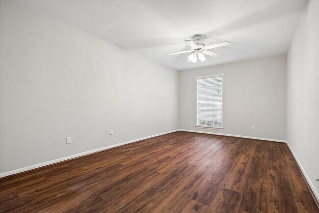 Building Photo - 14201 Misty Meadow Ln