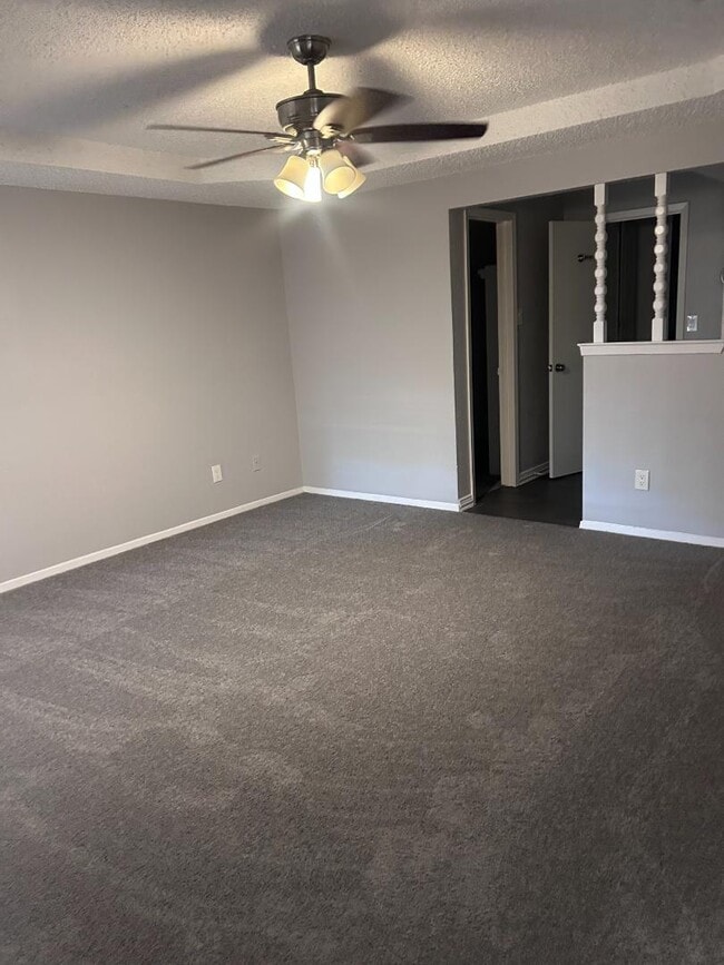 Building Photo - 1446-1448 Pinnacle Peak Dr