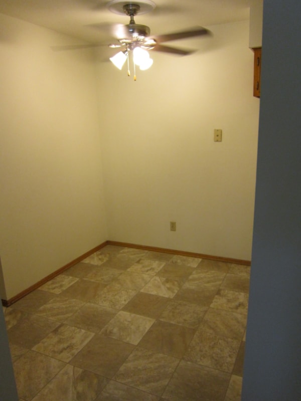 Building Photo - 114 Stimpson St