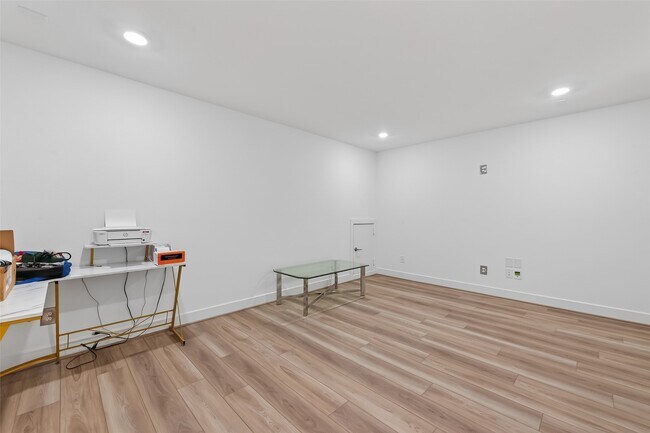 Building Photo - 21642 Laggan Clf Ln