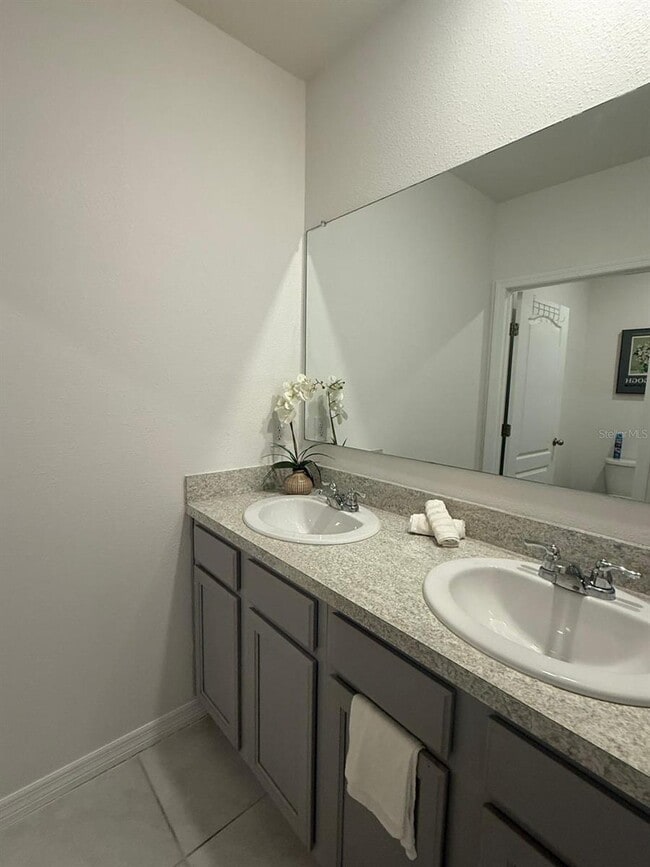 Building Photo - 364 Auburn Grv Crossing