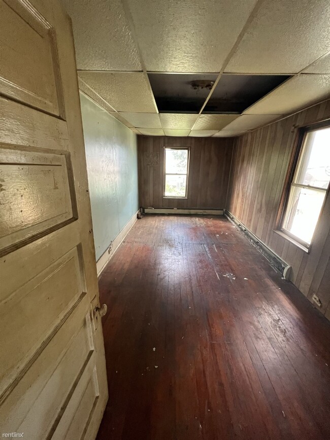 Building Photo - 3 br, 1 bath House - 818 Crawford Avenue