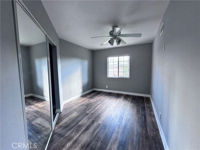 Building Photo - 8682 Camel Cir