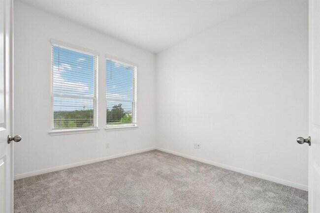 Building Photo - 4521 Lucabella Ln