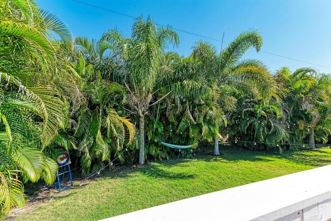 Building Photo - 8102 17th Ave W