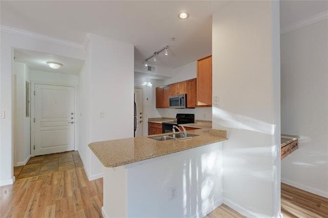 Building Photo - 330 Las Colinas Blvd E