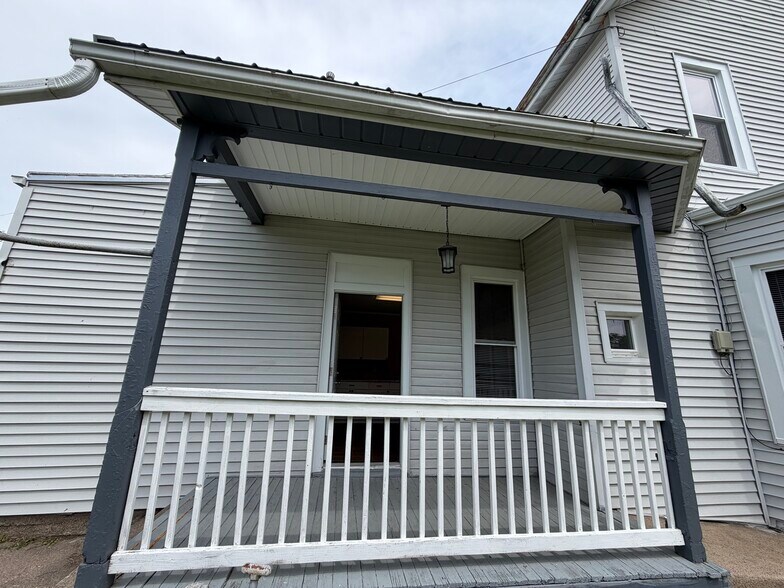 Back Deck - 2515 Jackson St