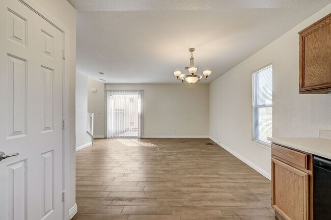 Building Photo - Single-Family Home in a Cul-de-Sac 3BD/2.5BA – Freshly Updated & Move-In Ready!