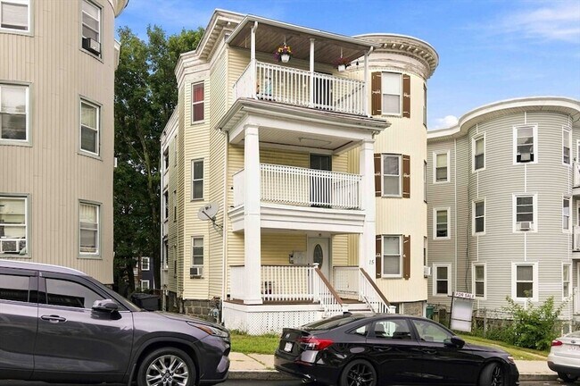 Building Photo - 15 Fairmount St