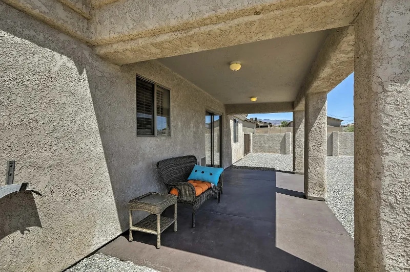 Building Photo - 2598 Rainbow Ave N