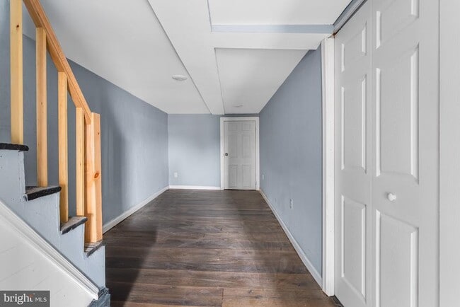 Building Photo - 2212 W Fayette St