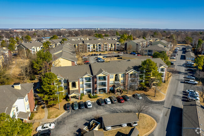 Building Photo - Villas on Memorial