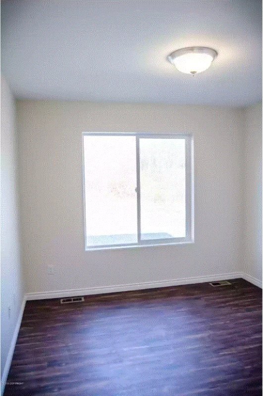 Building Photo - 951 W Cache Dr