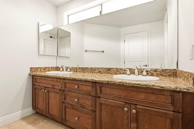 Building Photo - 14349 Aedan Ct