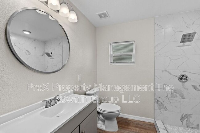 Building Photo - 515 S Charleston Ave