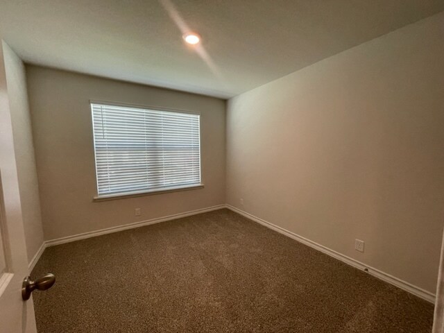 Building Photo - 4863 Sulphur Trce