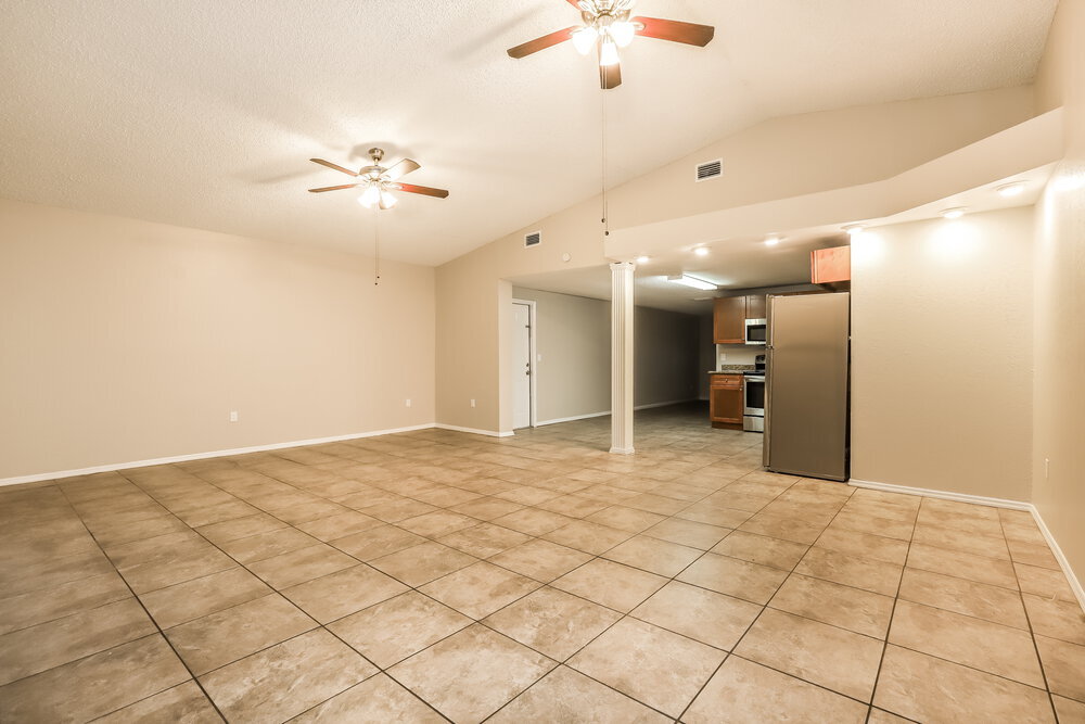 Building Photo - 3511 Breezewood Dr