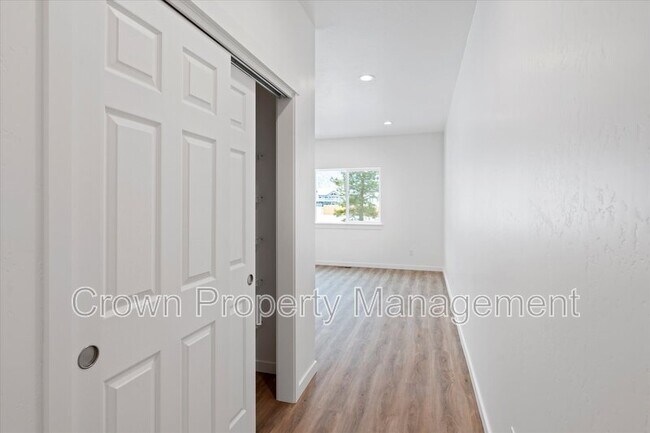 Building Photo - 133 Bench Run