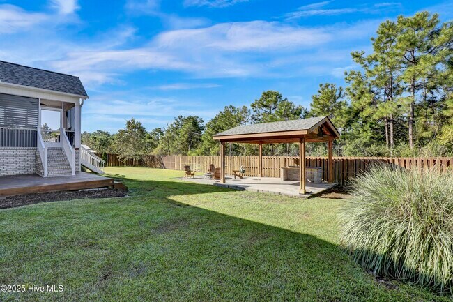 Building Photo - 469 Scrub Oaks Dr