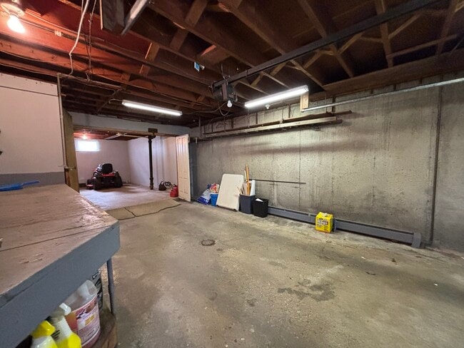 Building Photo - 2208 Stieg Rd