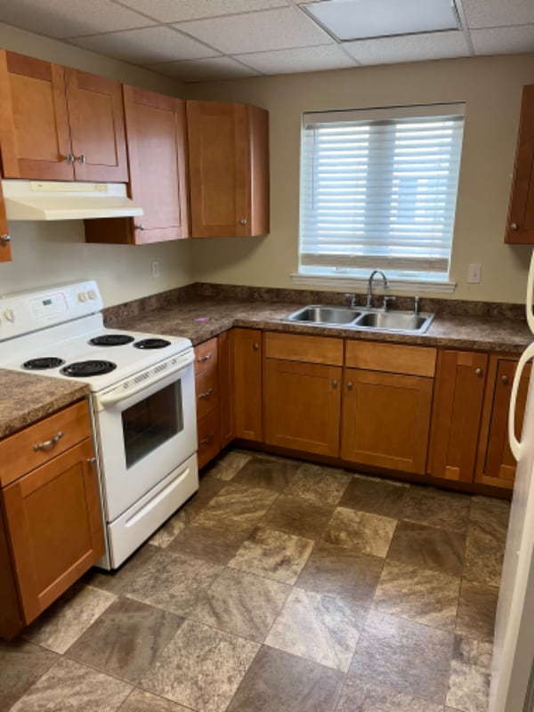 Building Photo - 334 W Lockhart St