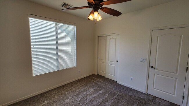 Building Photo - 4 Bedroom Home at the Grange in the Power ...