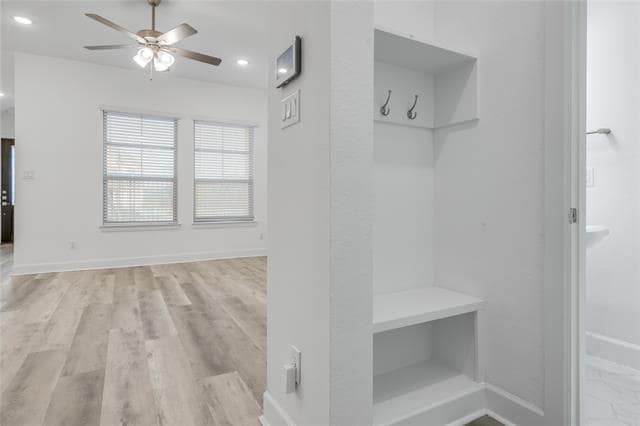 Building Photo - 701 Prairie Falcon Dr