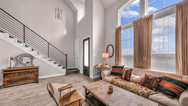 Building Photo - 2357 Longspur Dr