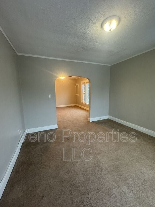 Building Photo - 61 South Main St