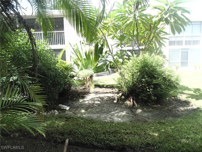 Building Photo - 5441 Peppertree Dr