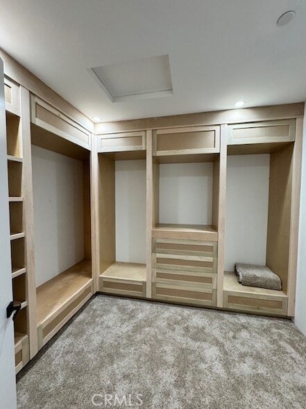 Building Photo - 9526 Appleton St