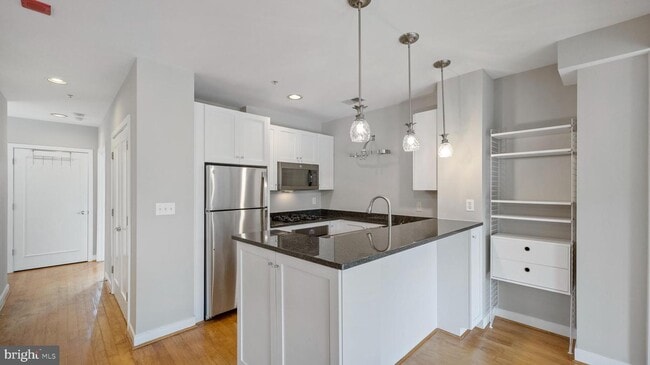 Building Photo - 4025 Connecticut Ave NW