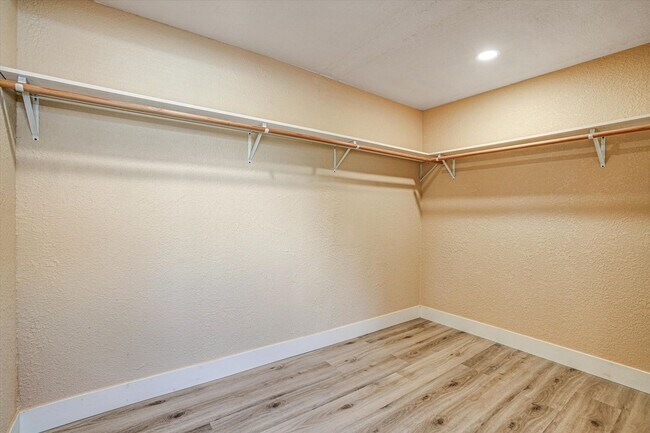 Building Photo - Beautifully Renovated 4 Bedroom Home with 3 Full Bathrooms!