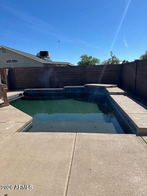 Building Photo - 1207 E Avenida Luna