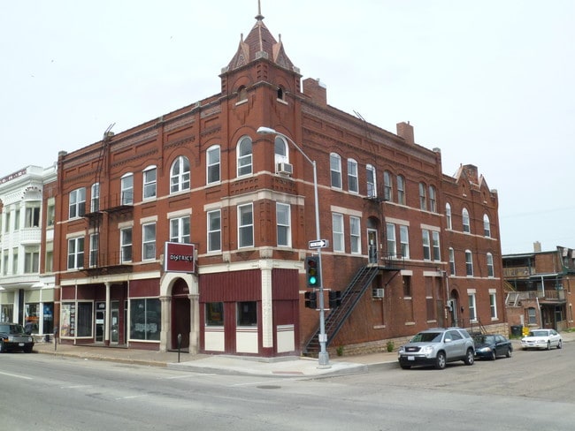 Primary Photo - 1706 Central Ave