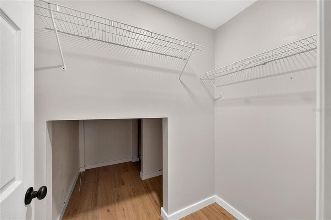 Building Photo - 1099 Grove Ave