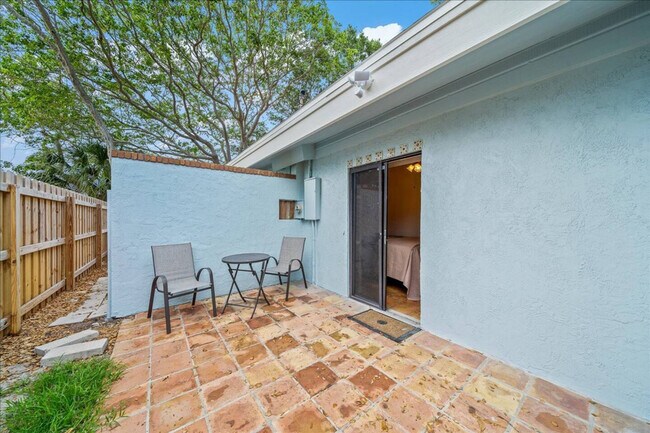 Building Photo - 408 Harrison Ave